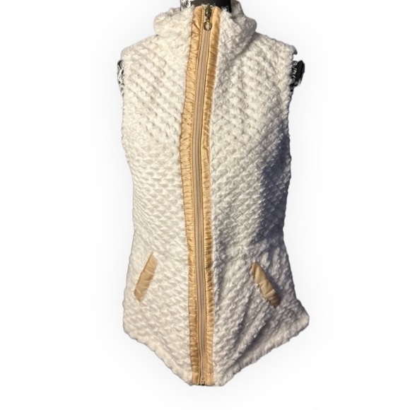 Women’s reversible vests size medium - Picture 8 of 12